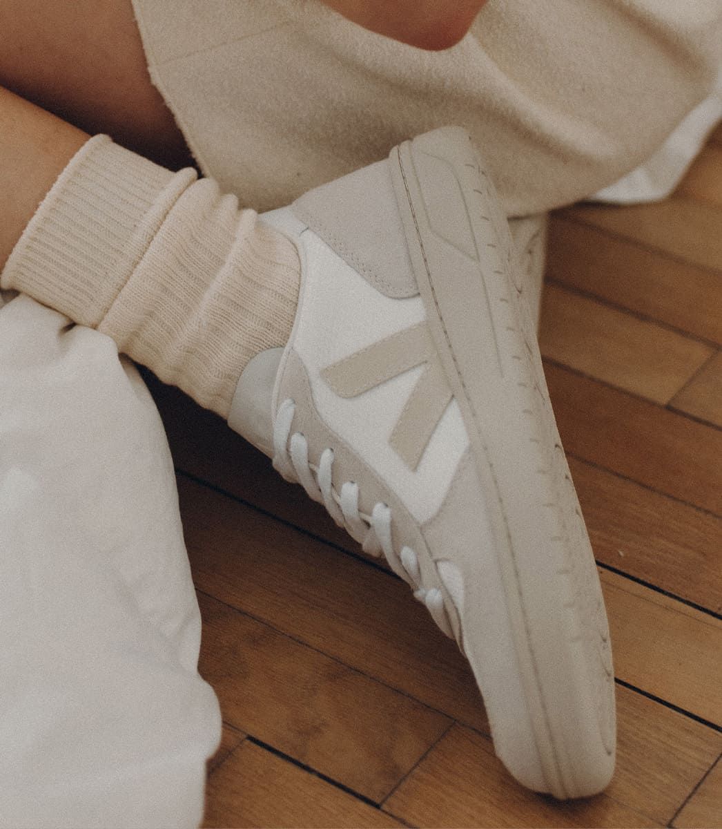 Veja V10 B Mesh White Natural Pierre